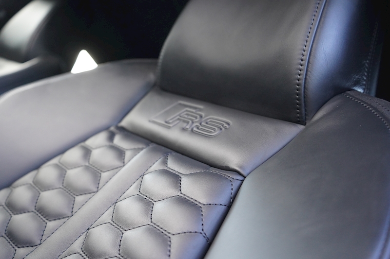 Audi RS3 2.5 TFSI Carbon Black Sportback 5dr Petrol S Tronic quattro (s/s) (400 ps)