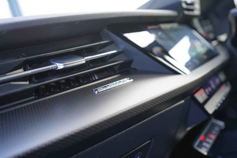 Audi RS3 2.5 TFSI Carbon Black Sportback 5dr Petrol S Tronic quattro (s/s) (400 ps)