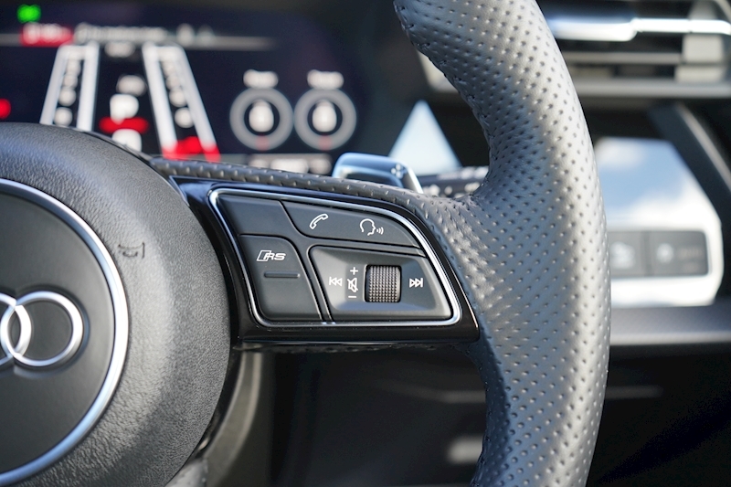 Audi RS3 2.5 TFSI Carbon Black Sportback 5dr Petrol S Tronic quattro (s/s) (400 ps)