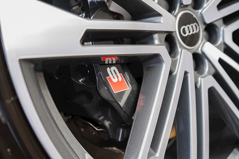 Audi 3.0 TDI V6 SUV 5dr Diesel Tiptronic quattro (s/s) (341 ps)