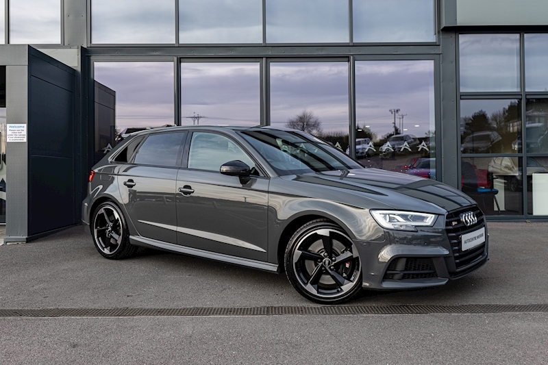 Audi 2.0 TFSI Black Edition Sportback 5dr Petrol S Tronic quattro (s/s) (310 ps)