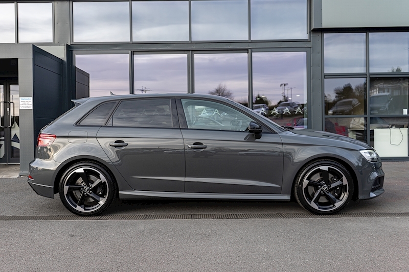 Audi 2.0 TFSI Black Edition Sportback 5dr Petrol S Tronic quattro (s/s) (310 ps)