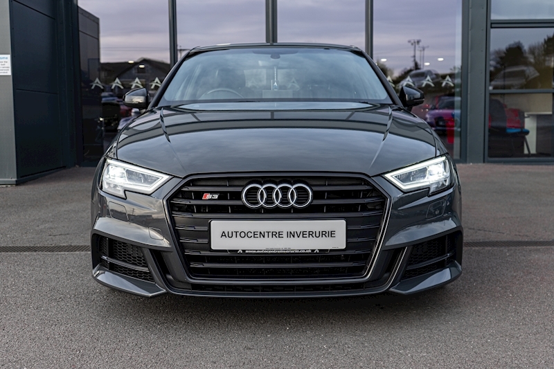 Audi 2.0 TFSI Black Edition Sportback 5dr Petrol S Tronic quattro (s/s) (310 ps)