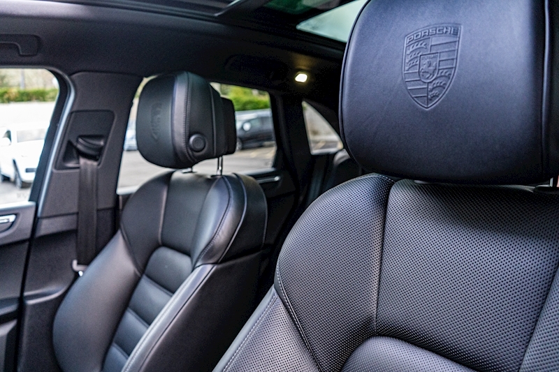 Porsche Macan 2.0T Estate 2000 PDK Petrol