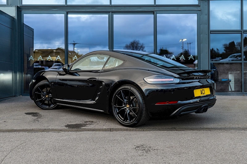 Porsche 2.0T Coupe 2dr Petrol PDK Euro 6 (s/s) (300 ps)