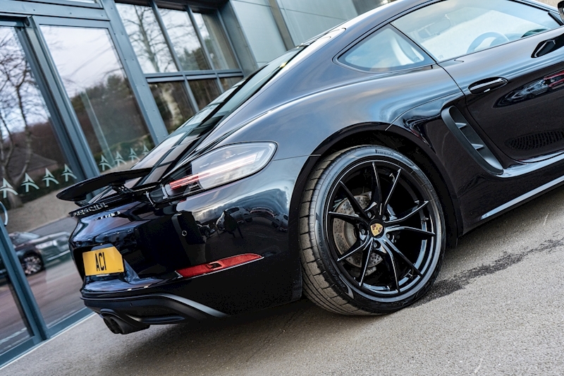 Porsche 2.0T Coupe 2dr Petrol PDK Euro 6 (s/s) (300 ps)