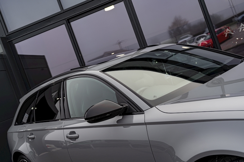 Audi 4.0 TFSI V8 Performance Estate 5dr Petrol Tiptronic quattro Euro 6 (s/s) (605 ps)