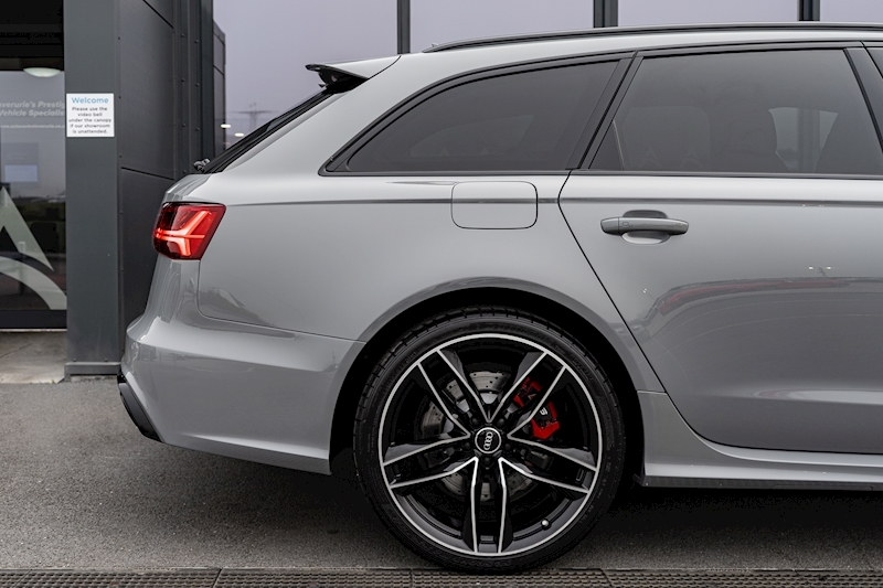 Audi 4.0 TFSI V8 Performance Estate 5dr Petrol Tiptronic quattro Euro 6 (s/s) (605 ps)