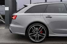 Audi 4.0 TFSI V8 Performance Estate 5dr Petrol Tiptronic quattro Euro 6 (s/s) (605 ps)