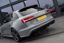 Audi 4.0 TFSI V8 Performance Estate 5dr Petrol Tiptronic quattro Euro 6 (s/s) (605 ps)