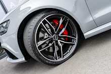 Audi 4.0 TFSI V8 Performance Estate 5dr Petrol Tiptronic quattro Euro 6 (s/s) (605 ps)