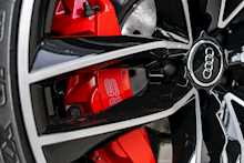 Audi 4.0 TFSI V8 Performance Estate 5dr Petrol Tiptronic quattro Euro 6 (s/s) (605 ps)