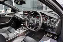 Audi 4.0 TFSI V8 Performance Estate 5dr Petrol Tiptronic quattro Euro 6 (s/s) (605 ps)