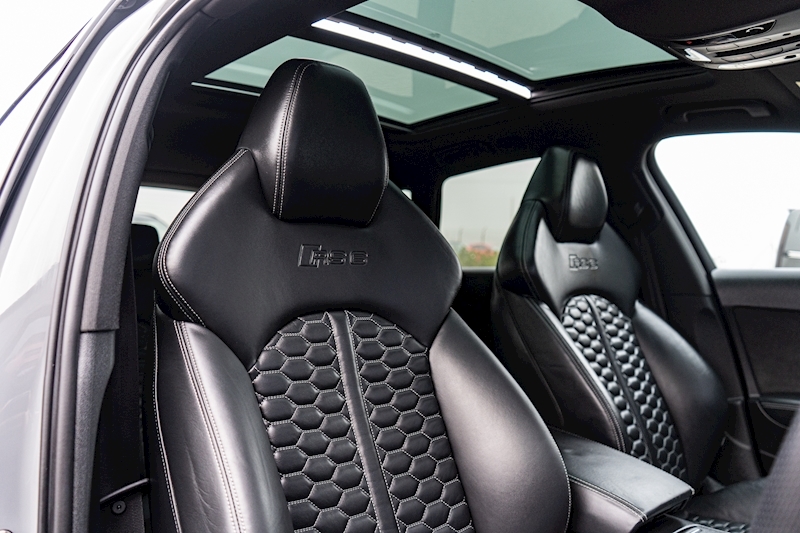 Audi 4.0 TFSI V8 Performance Estate 5dr Petrol Tiptronic quattro Euro 6 (s/s) (605 ps)