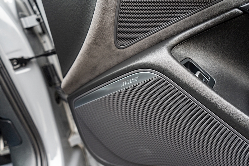 Audi 4.0 TFSI V8 Performance Estate 5dr Petrol Tiptronic quattro Euro 6 (s/s) (605 ps)