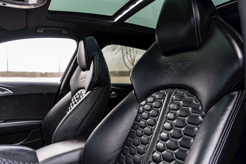 Audi 4.0 TFSI V8 Performance Estate 5dr Petrol Tiptronic quattro Euro 6 (s/s) (605 ps)