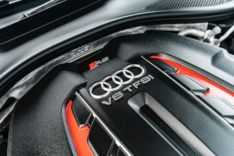 Audi 4.0 TFSI V8 Performance Estate 5dr Petrol Tiptronic quattro Euro 6 (s/s) (605 ps)