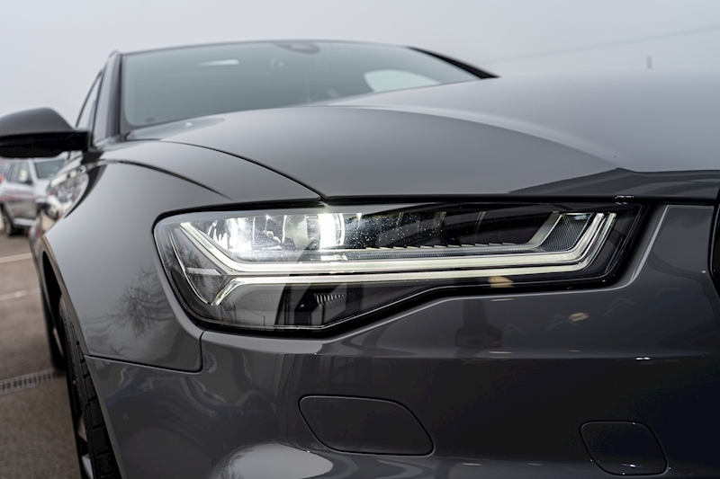 Audi 4.0 TFSI V8 Performance Estate 5dr Petrol Tiptronic quattro Euro 6 (s/s) (605 ps)