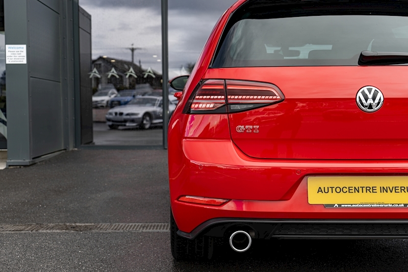 Volkswagen 2.0 TSI GTI Performance Hatchback 5dr Petrol Euro 6 (s/s) (245 ps)