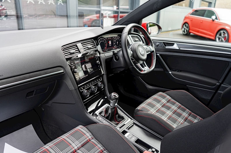 Volkswagen 2.0 TSI GTI Performance Hatchback 5dr Petrol Euro 6 (s/s) (245 ps)