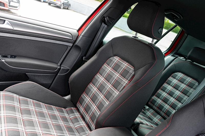 Volkswagen 2.0 TSI GTI Performance Hatchback 5dr Petrol Euro 6 (s/s) (245 ps)