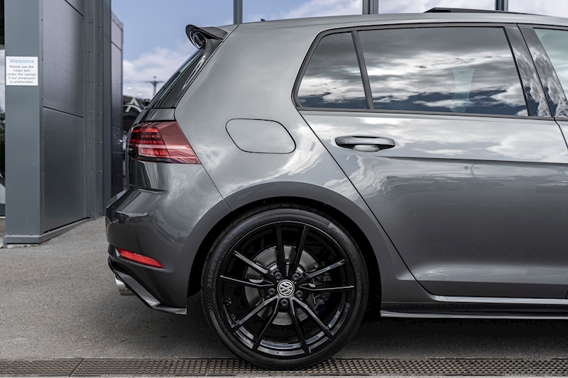 Volkswagen 2.0 TSI BlueMotion Tech R Hatchback 5dr Petrol DSG 4Motion Euro 6 (s/s) (310 ps)