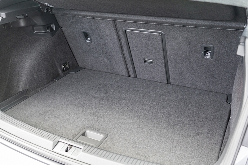 Volkswagen 2.0 TSI BlueMotion Tech R Hatchback 5dr Petrol DSG 4Motion Euro 6 (s/s) (310 ps)