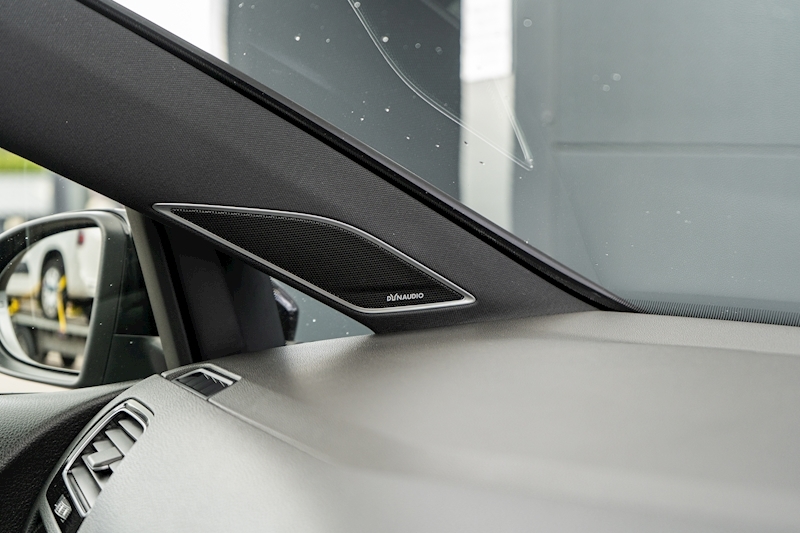 Volkswagen 2.0 TSI BlueMotion Tech R Hatchback 5dr Petrol DSG 4Motion Euro 6 (s/s) (310 ps)