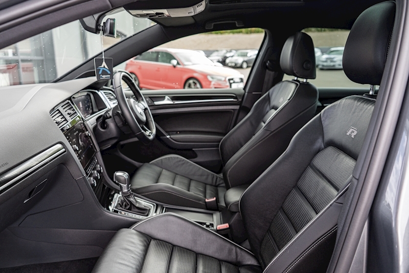 Volkswagen 2.0 TSI BlueMotion Tech R Hatchback 5dr Petrol DSG 4Motion Euro 6 (s/s) (310 ps)