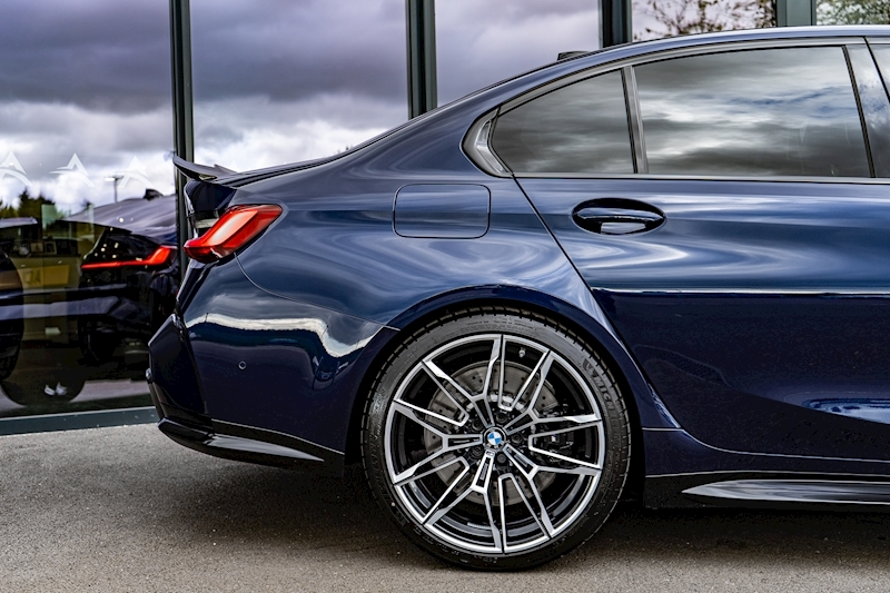 BMW 3.0 BiTurbo Competition Saloon 4dr Petrol Steptronic xDrive Euro 6 (s/s) (510 ps)