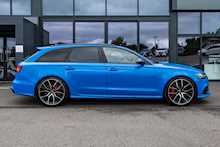 Audi 4.0 TFSI V8 Performance Estate 5dr Petrol Tiptronic quattro Euro 6 (s/s) (605 ps)