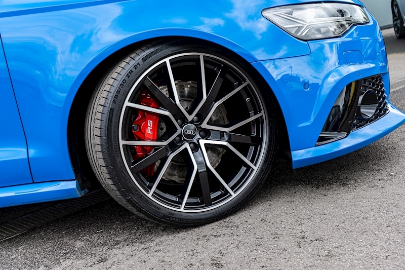 Audi 4.0 TFSI V8 Performance Estate 5dr Petrol Tiptronic quattro Euro 6 (s/s) (605 ps)