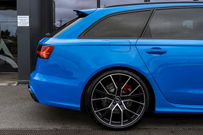 Audi 4.0 TFSI V8 Performance Estate 5dr Petrol Tiptronic quattro Euro 6 (s/s) (605 ps)