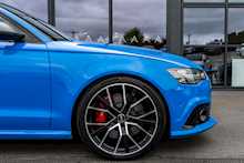 Audi 4.0 TFSI V8 Performance Estate 5dr Petrol Tiptronic quattro Euro 6 (s/s) (605 ps)