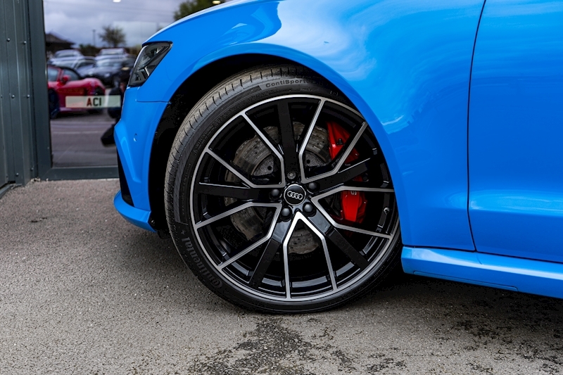 Audi 4.0 TFSI V8 Performance Estate 5dr Petrol Tiptronic quattro Euro 6 (s/s) (605 ps)