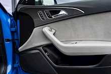 Audi 4.0 TFSI V8 Performance Estate 5dr Petrol Tiptronic quattro Euro 6 (s/s) (605 ps)