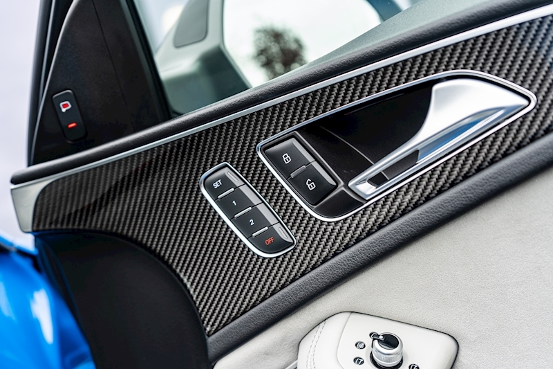 Audi 4.0 TFSI V8 Performance Estate 5dr Petrol Tiptronic quattro Euro 6 (s/s) (605 ps)