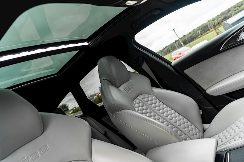 Audi 4.0 TFSI V8 Performance Estate 5dr Petrol Tiptronic quattro Euro 6 (s/s) (605 ps)