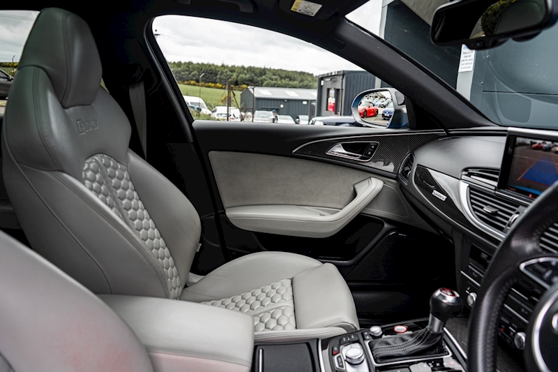 Audi 4.0 TFSI V8 Performance Estate 5dr Petrol Tiptronic quattro Euro 6 (s/s) (605 ps)