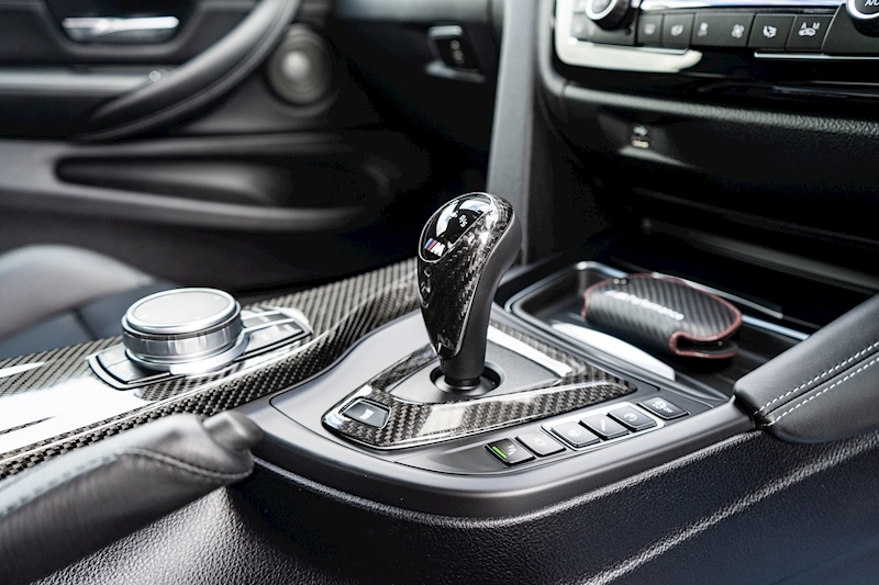 BMW M4 BiTurbo Competition - U3456