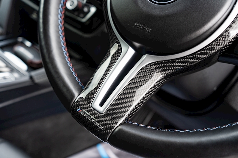 BMW M4 BiTurbo Competition - U3456