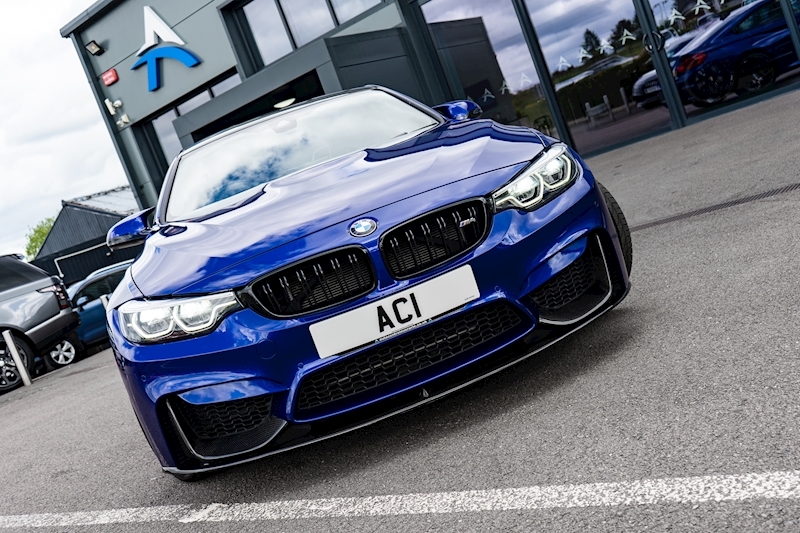 BMW M4 BiTurbo Competition - U3456