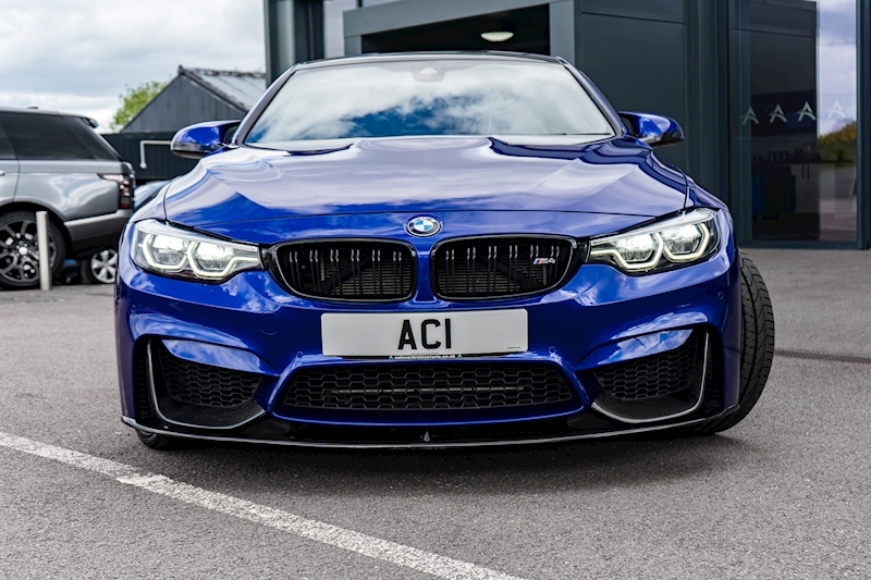 BMW M4 BiTurbo Competition - U3456