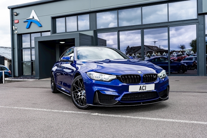 BMW M4 BiTurbo Competition - U3456