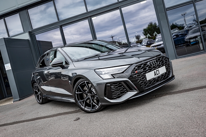 Audi 2.5 TFSI Vorsprung Sportback 5dr Petrol S Tronic quattro Euro 6 (s/s) (400 ps)