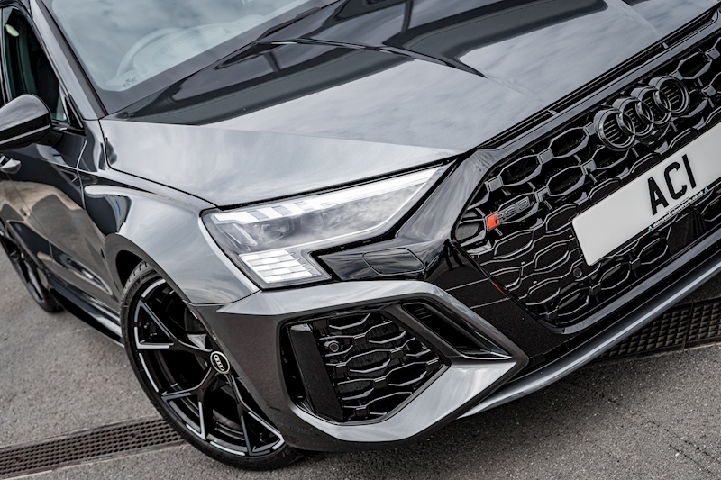 Audi 2.5 TFSI Vorsprung Sportback 5dr Petrol S Tronic quattro Euro 6 (s/s) (400 ps)