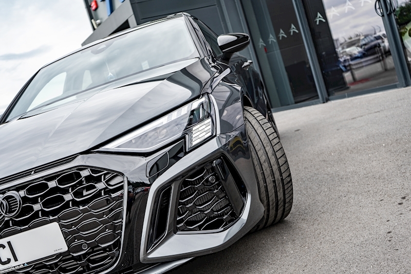 Audi 2.5 TFSI Vorsprung Sportback 5dr Petrol S Tronic quattro Euro 6 (s/s) (400 ps)