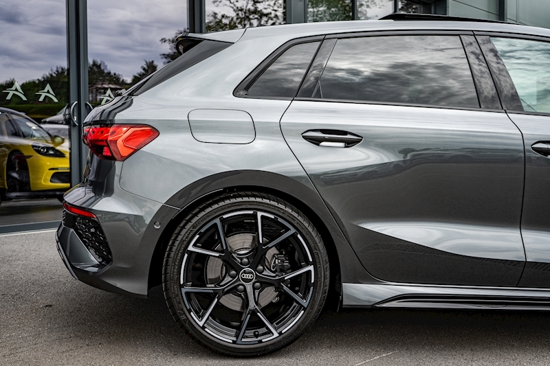 Audi 2.5 TFSI Vorsprung Sportback 5dr Petrol S Tronic quattro Euro 6 (s/s) (400 ps)