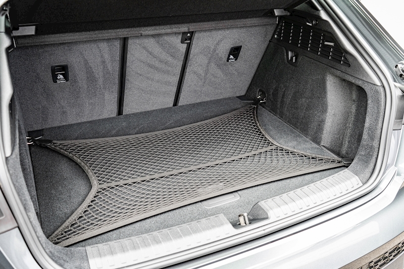 Audi 2.5 TFSI Vorsprung Sportback 5dr Petrol S Tronic quattro Euro 6 (s/s) (400 ps)