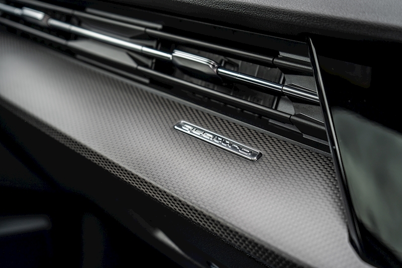 Audi 2.5 TFSI Vorsprung Sportback 5dr Petrol S Tronic quattro Euro 6 (s/s) (400 ps)